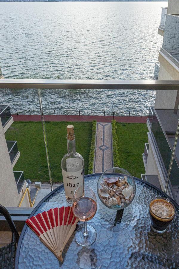 Apartament Le Bonheur Deux Solid Residence Butoaie Мамая Экстерьер фото