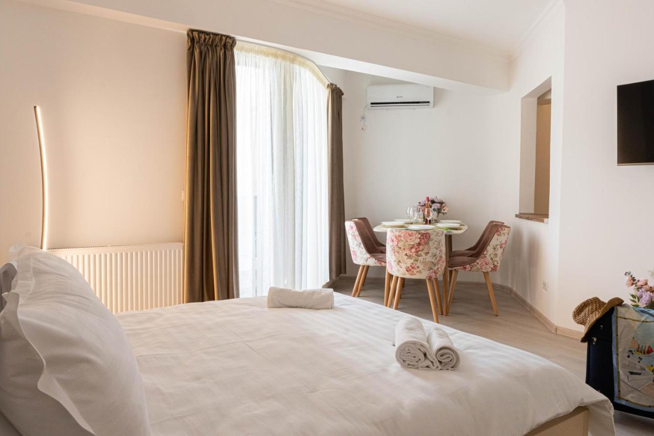 Apartament Le Bonheur Deux Solid Residence Butoaie Мамая Экстерьер фото